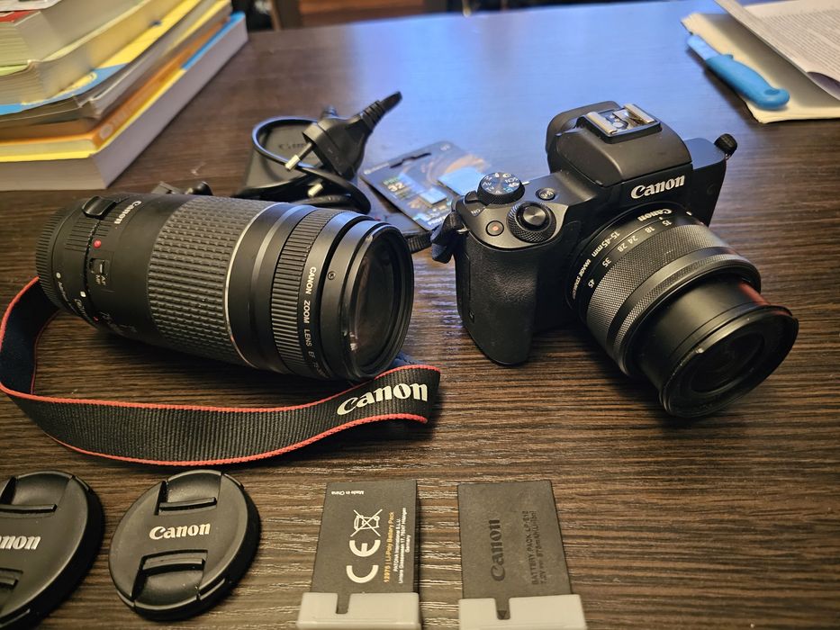 Aparat CANON EOS M50 Mark II + dwa obiektywy , dodatki