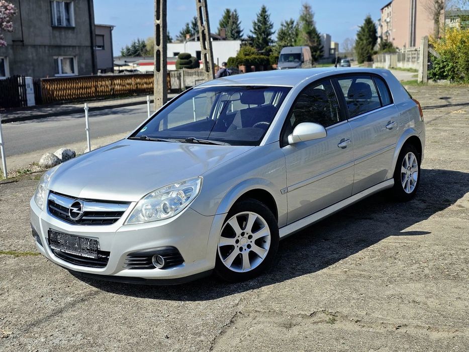 Opel Signum 1,8i 140km bezwypadkowy bez rdzy grzane fotele