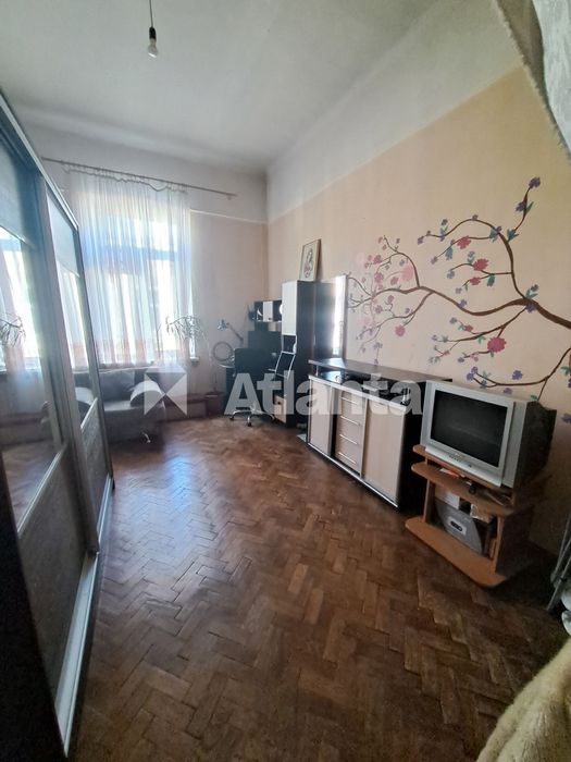 2 кім. квартира на Лермонтова