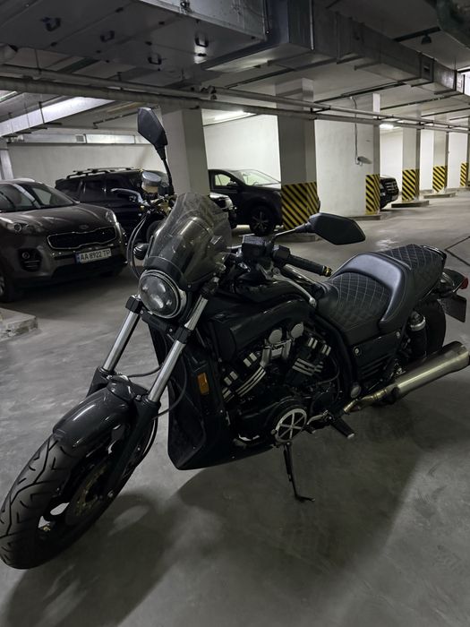 Yamaha v max 1200