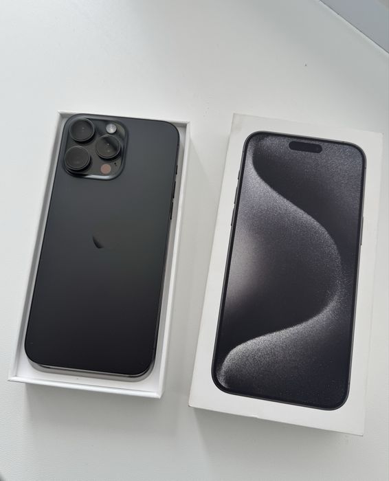 Продам iPhone 15 Pro Max 256GB Black Titanium