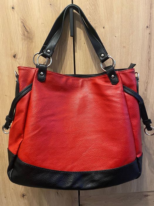 Torebka damska czerwona A4