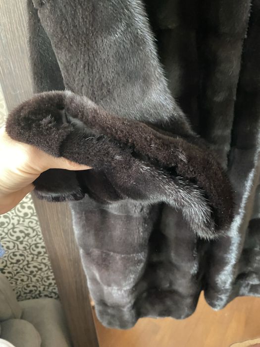 Норковая шуба  Маnzari 50- 52 размер , L- XL