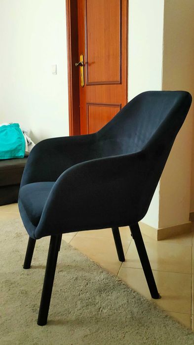 Poltrona pequena