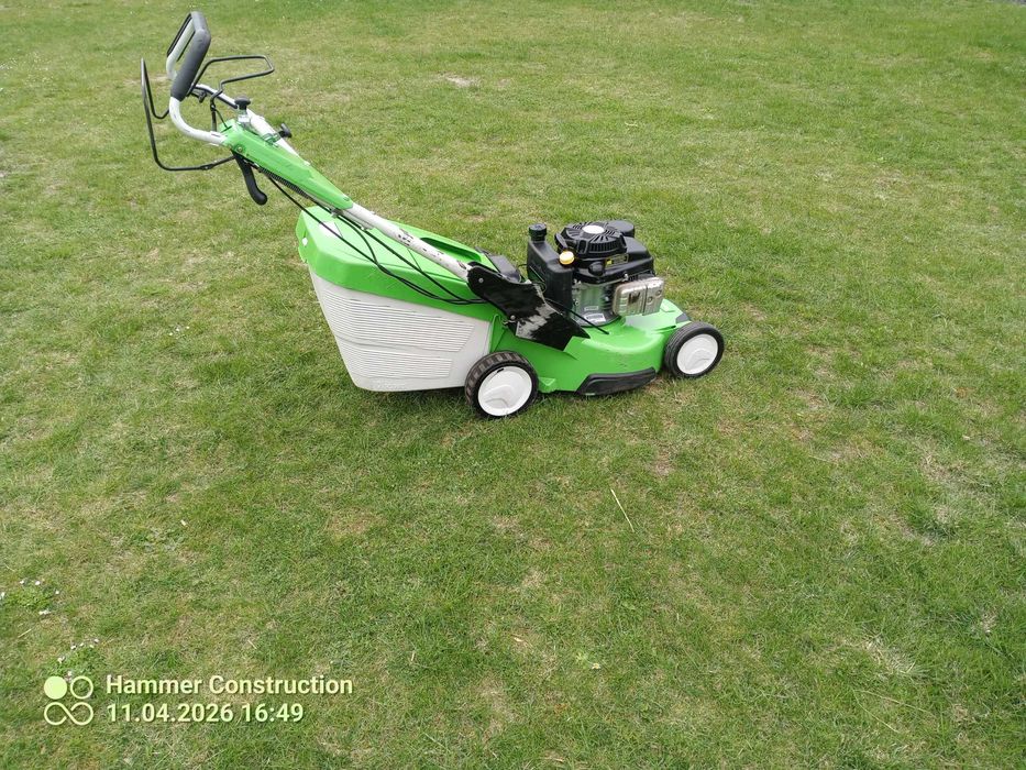 Kosiarka viking na silniku Kawasaki