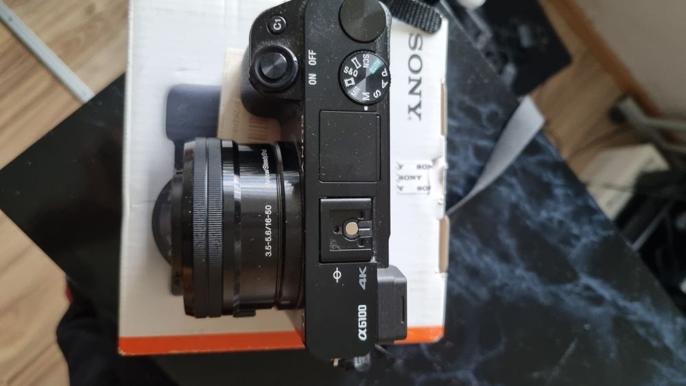 Sony a6100 + Sigma 16mm f/1.4 | Stan Idealny