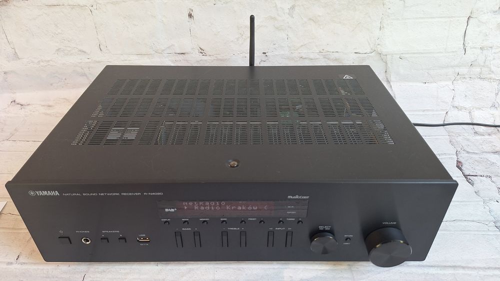 Yamaha R-N402D Amplituner Stereo 2x140W