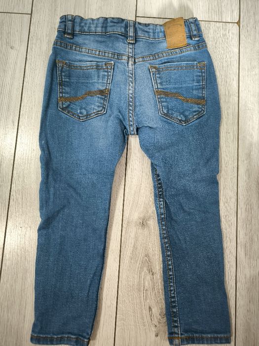 Spodnie jeansowe Zara 104 jeansy