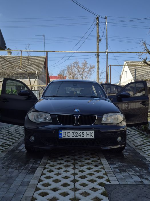 Продам BMW 118 I