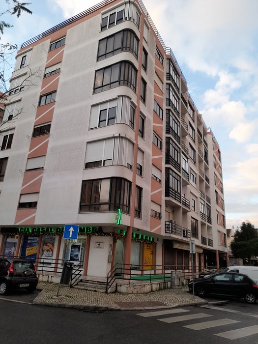 Arrendo quarto Casal de Cambra