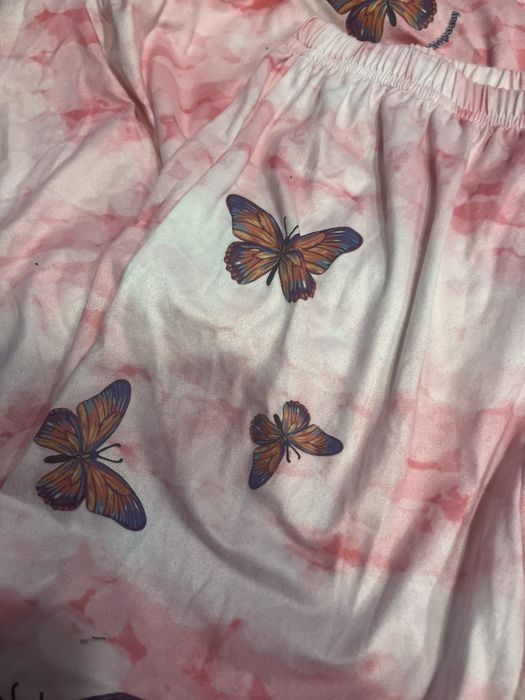 Dres dla dziewczynki 140