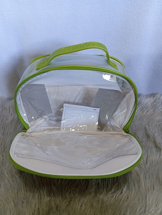 Kosmetyczka Clinique