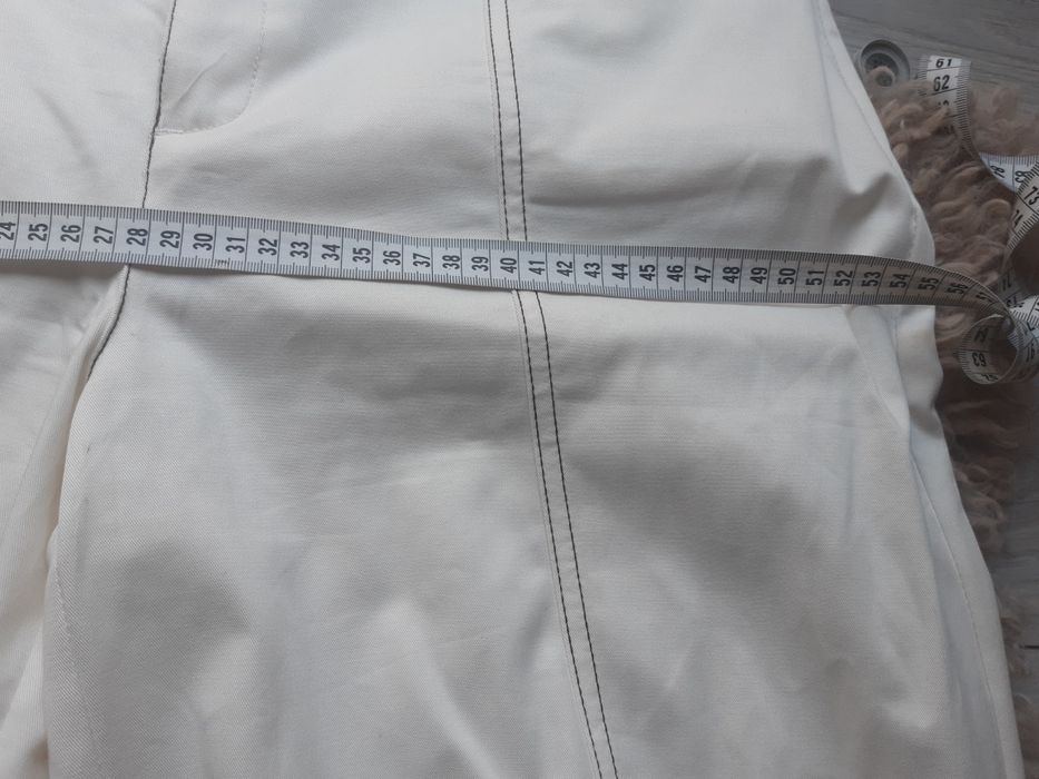 Nowe spodnie marki Zara