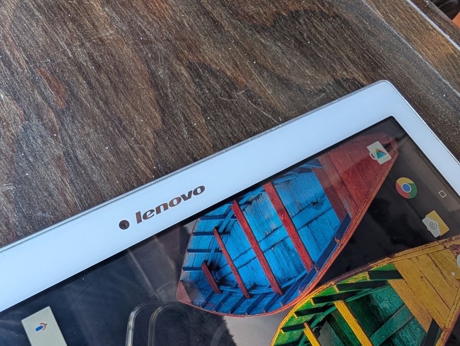 Tablet Lenovo Tab2      LTE