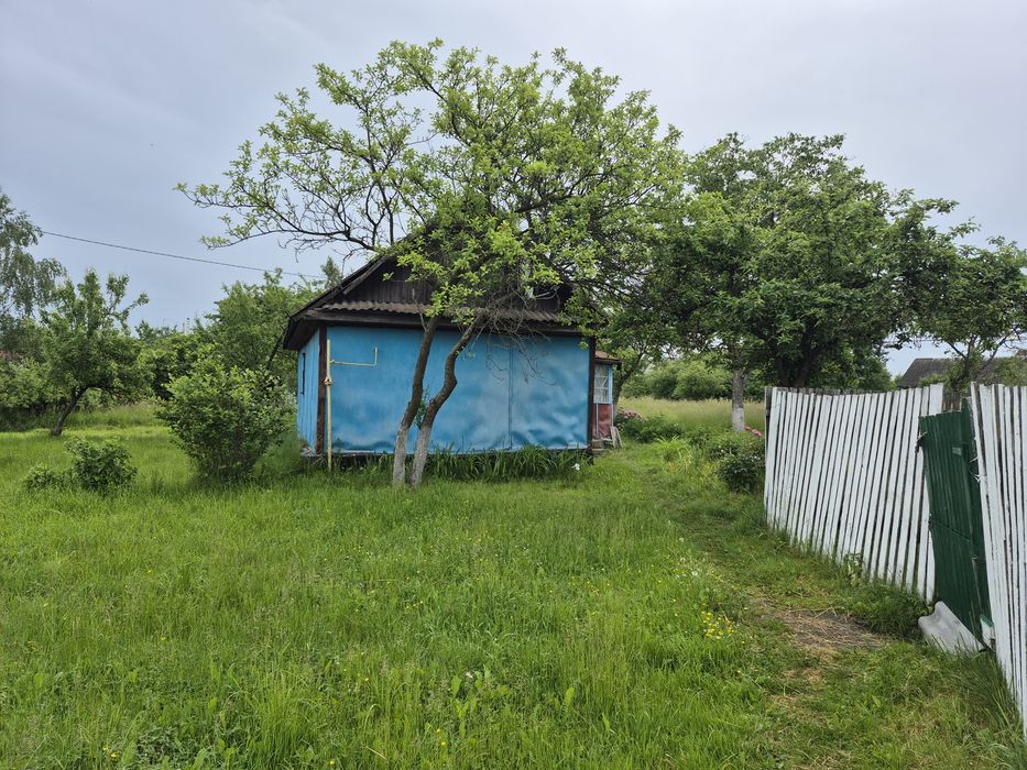 Продам будинок 52 кв.( 47 соток землі)