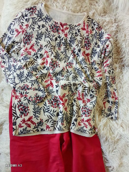 Bluzka, sweter, spódnica, czerwony komplet