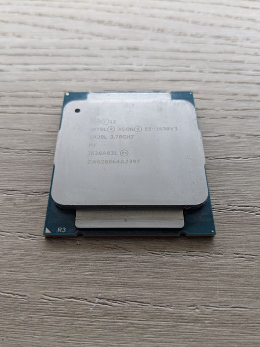 Intel Xeon E5- 1630 v3