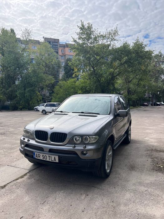 Продам BMW X5 e53