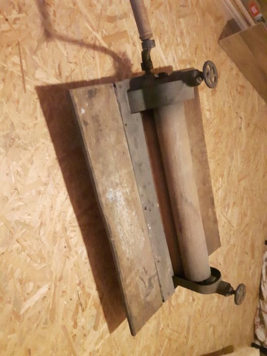 Magiel ręczny  stary