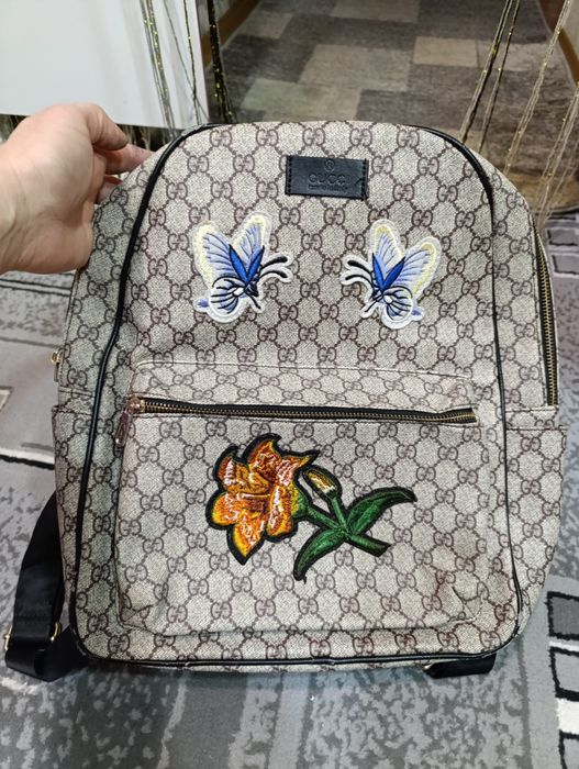 Шкіряний рюкзак.