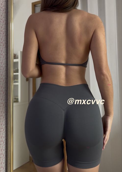 komplet push up szorty stanik sportowy