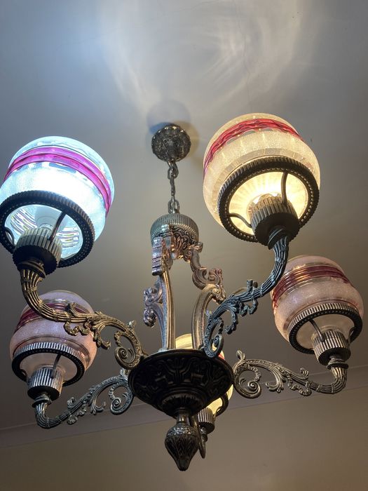 Candeeiros de teto lustre vintage ferro e Madeira