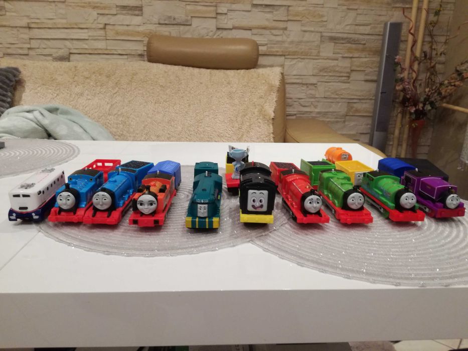 pociągi z serii Tomek i Przyjaciele