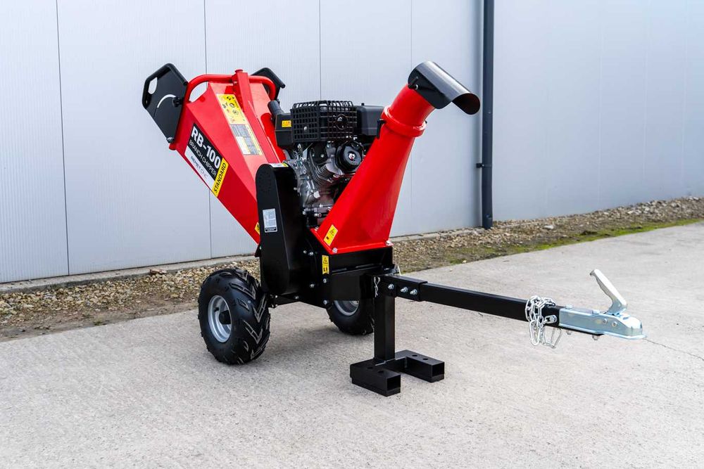 rębak spalinowy REMET RB-100 == rozdrabniacz ==