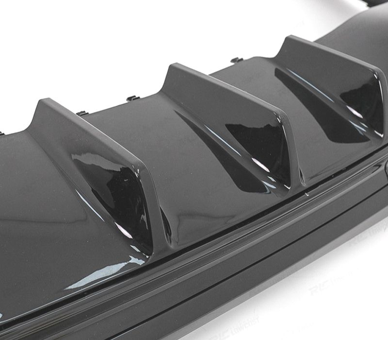 DIFUSOR MERCEDES W206 AMG 21- LOOK C43 + PONTEIRAS DE ESCAPE PRETAS