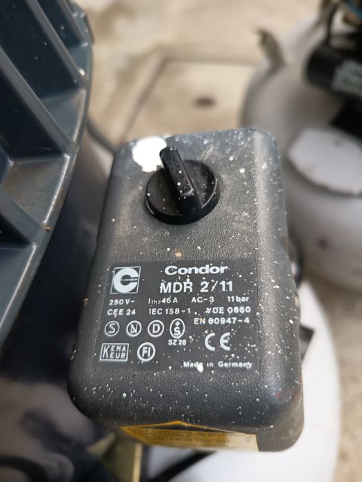 Compressor silencioso