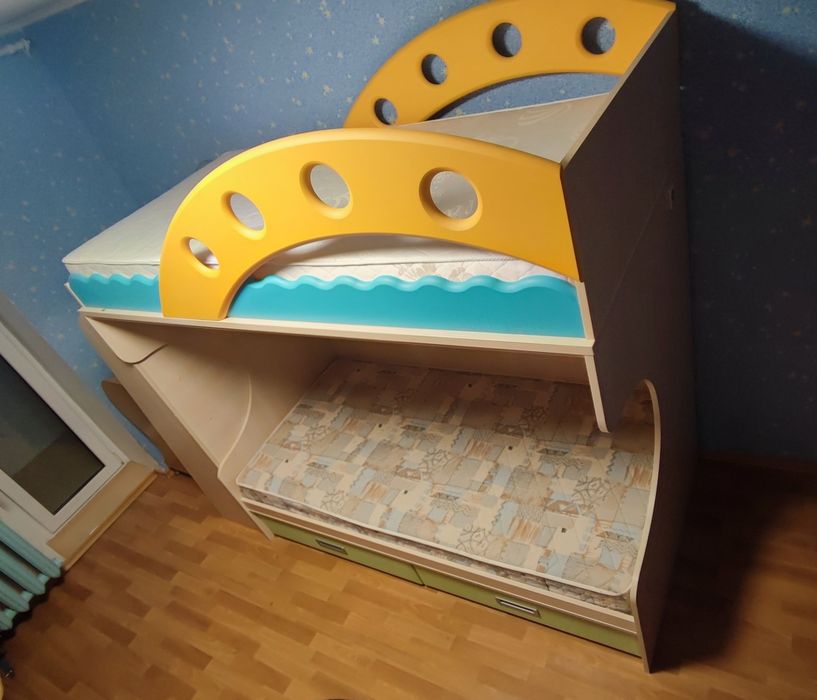Двоповерхове ліжко з 2 матрацами і ящиками, кровать двухъярусная