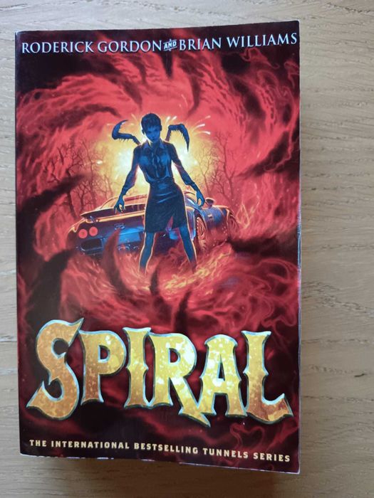 Túneis - Saga Juvenil (de Roderick Gordon e Brian Williams)