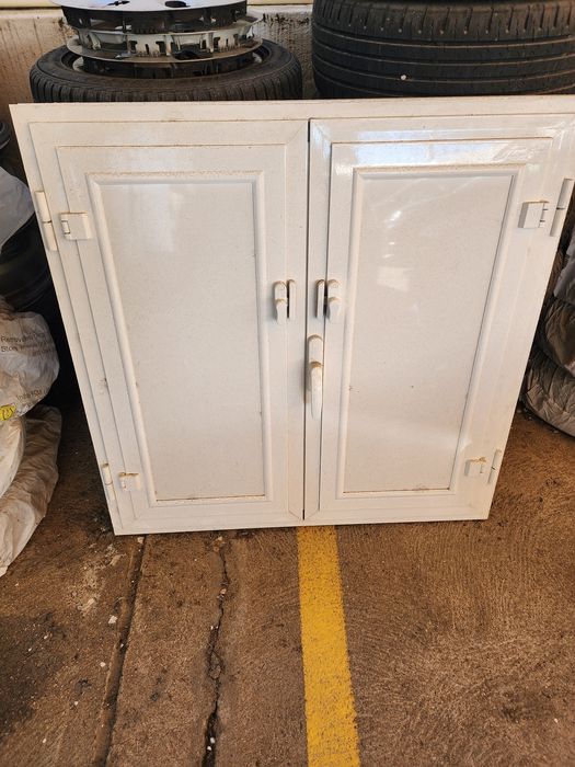 Janela de Alumínio c/portadas