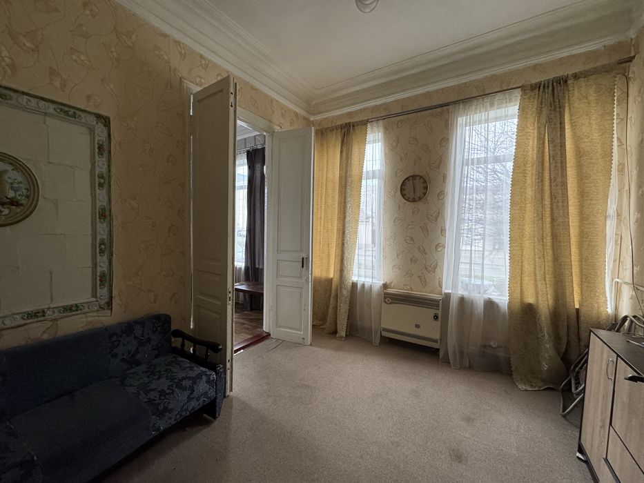 Частина будинку в ЦЕНТР. вул.Грушевського ТРЦ ПЛАЗМА