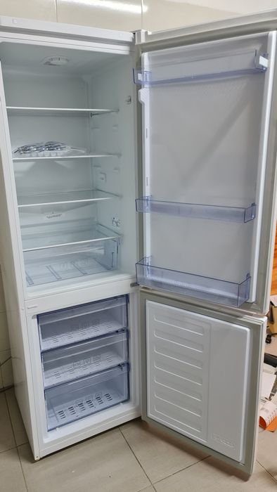 Frigorífico Combinado BEKO