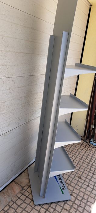 Expositor metálico 5 prateleiras