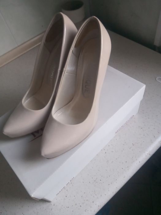 Buty damskie szpilki moniqe rozmiar 35