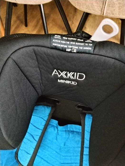 Fotelik Axkid minikid 2.0 9-25kg