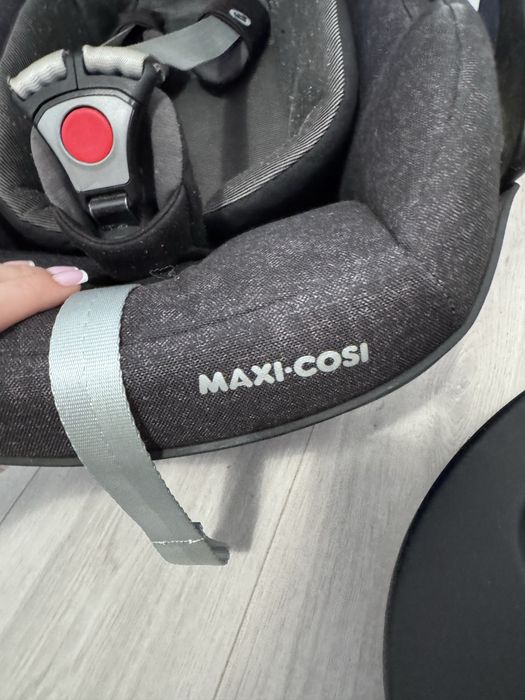 Maxi Cosi Pebble Pro i-Size Fotelik samochodowy 0-13 kg z baza