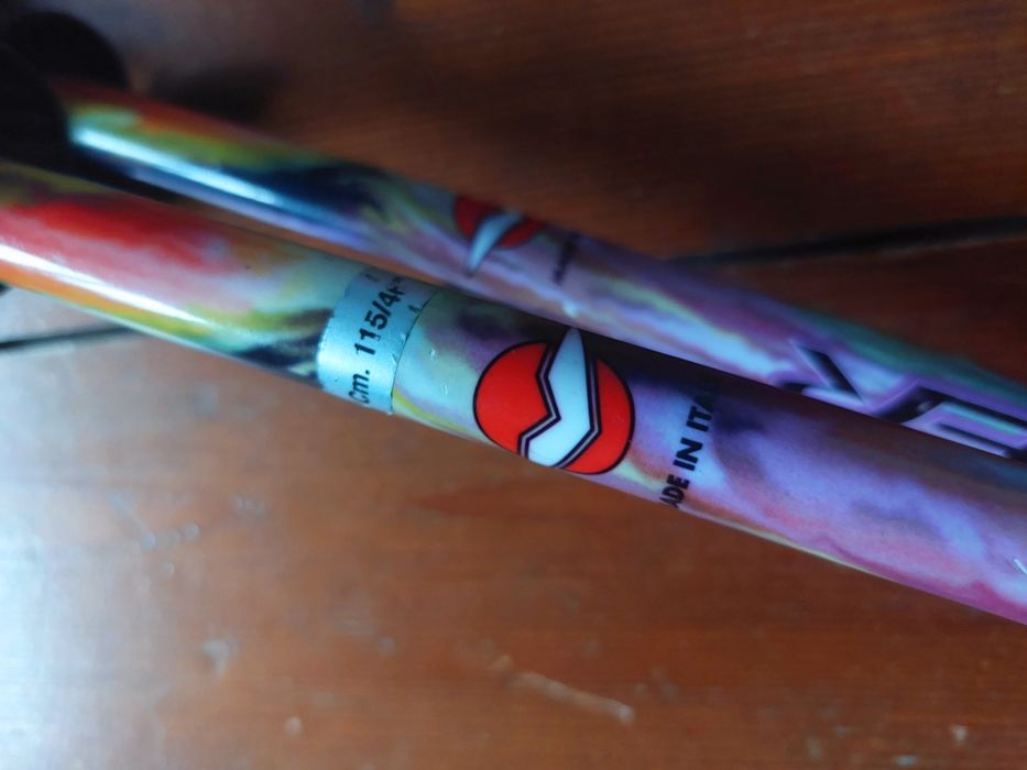 Kije kijki narciarskie Cyber na narty vintage retro psychodeliczne 115