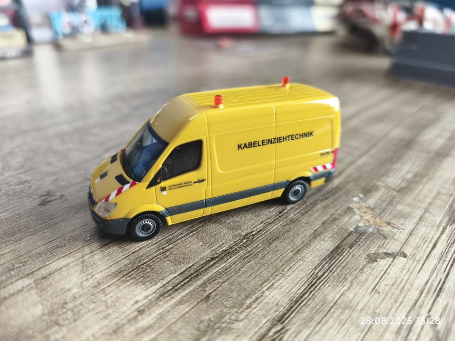 Mercedes sprinter herpa h0