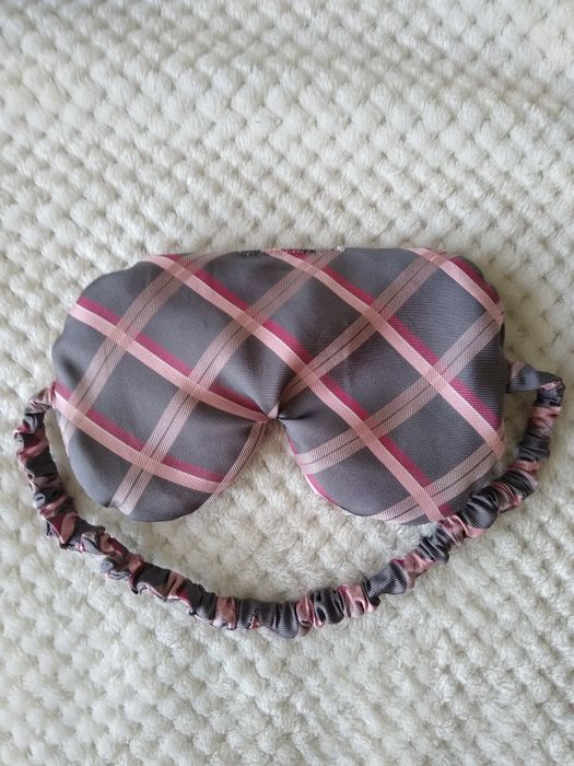 Nowa jedwabna opaska na oczy do spania