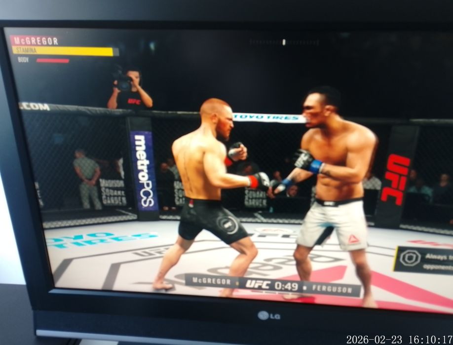 Playstation 4 com 15  jogos pronto a jogar FC26 GTA GOD OF WAR ..