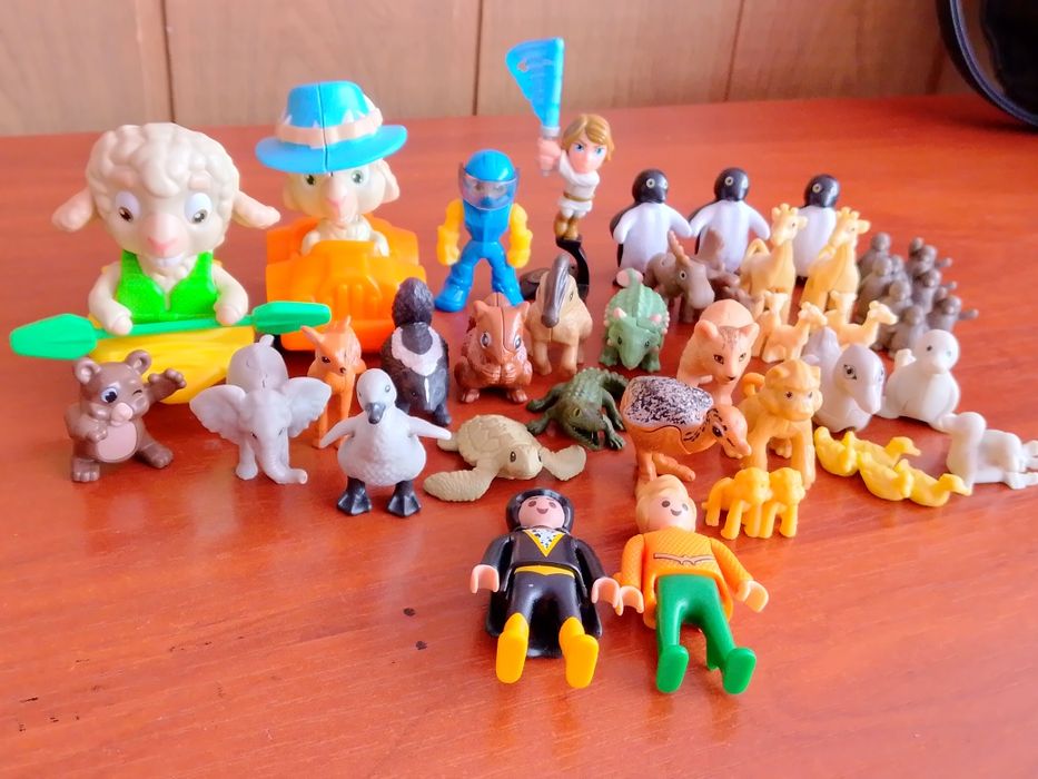 Іграшки з Kinder