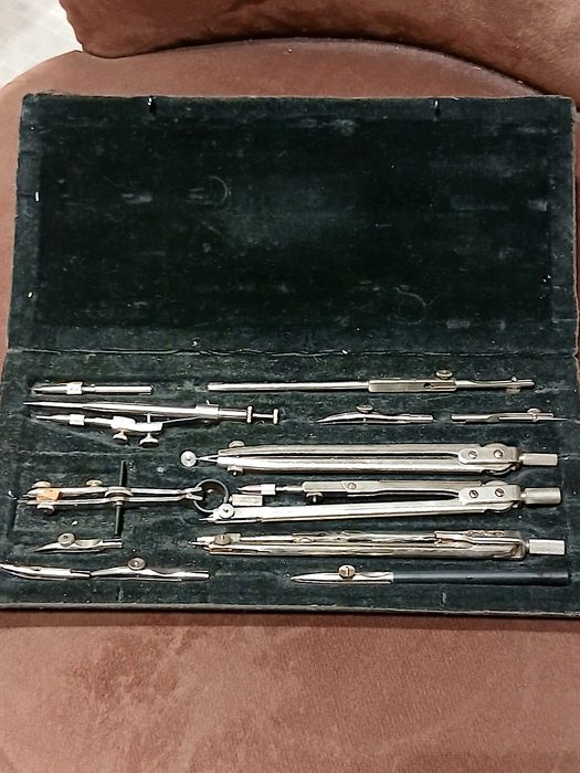 Готовальня.Набор для черчения.Ранний.ссср.