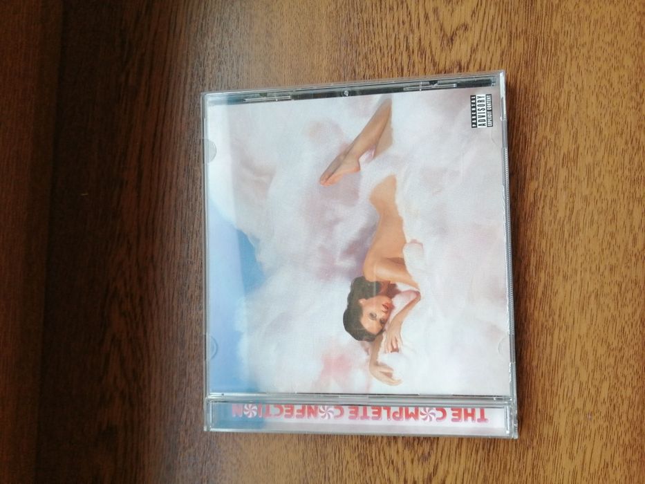 Katy Perry - Teenage Dream The Complete Confection