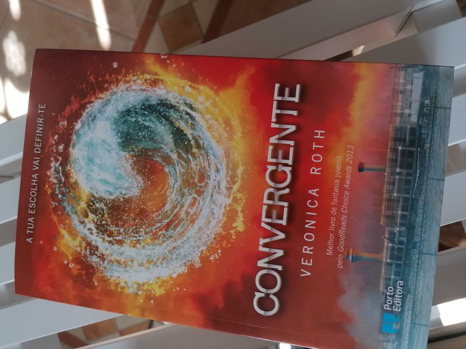 Saga Divergente, Insurgente e Convergente- Veronica Roth