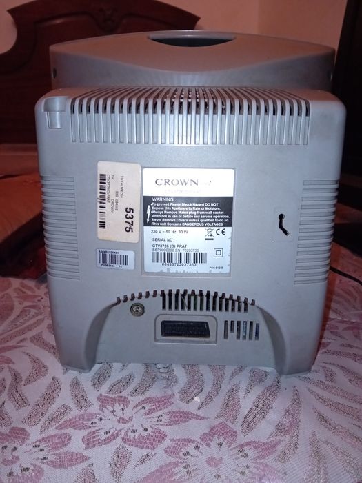 Televisão Crown sem comando