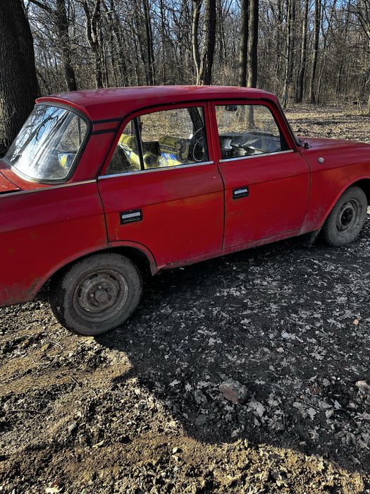 Продам москвич на ходу