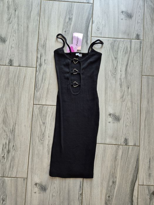 Czarna sukienka z głębokim dekoltem xxs/xs/s